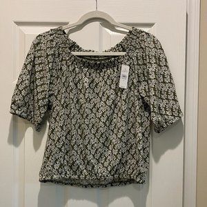 NWT LOFT top, size Medium